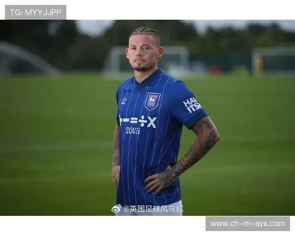 伊普斯维奇城防线稳固，力求保级，伊普斯维奇球衣