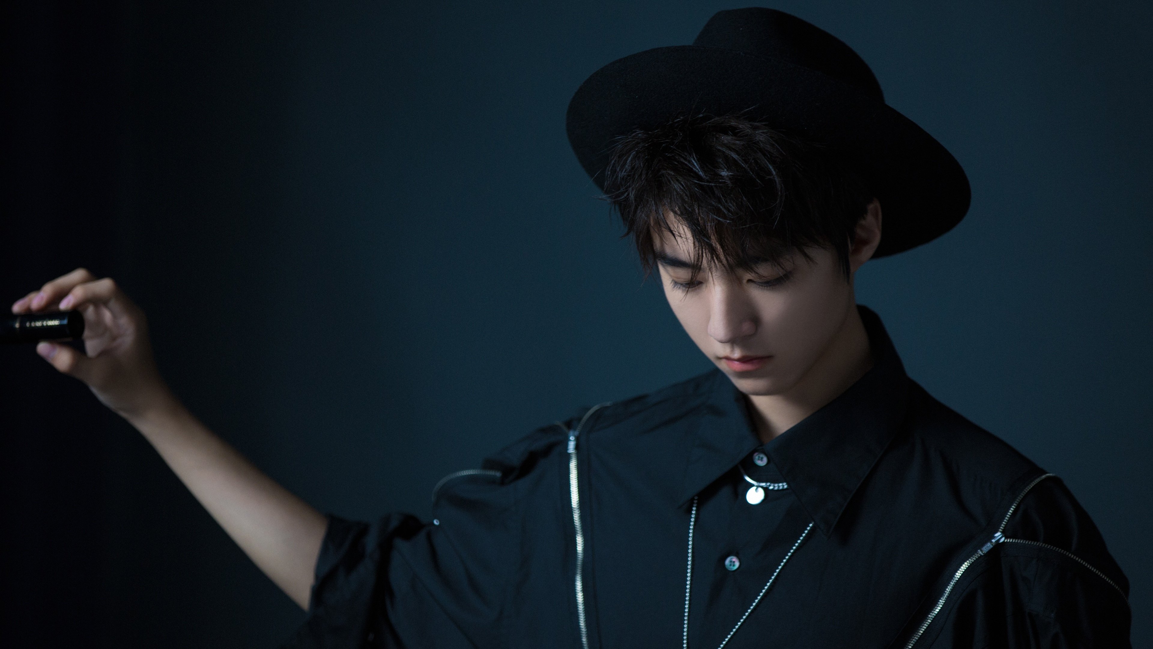 图赫尔强调团队配合,造就胜利,图赫尔助教团队