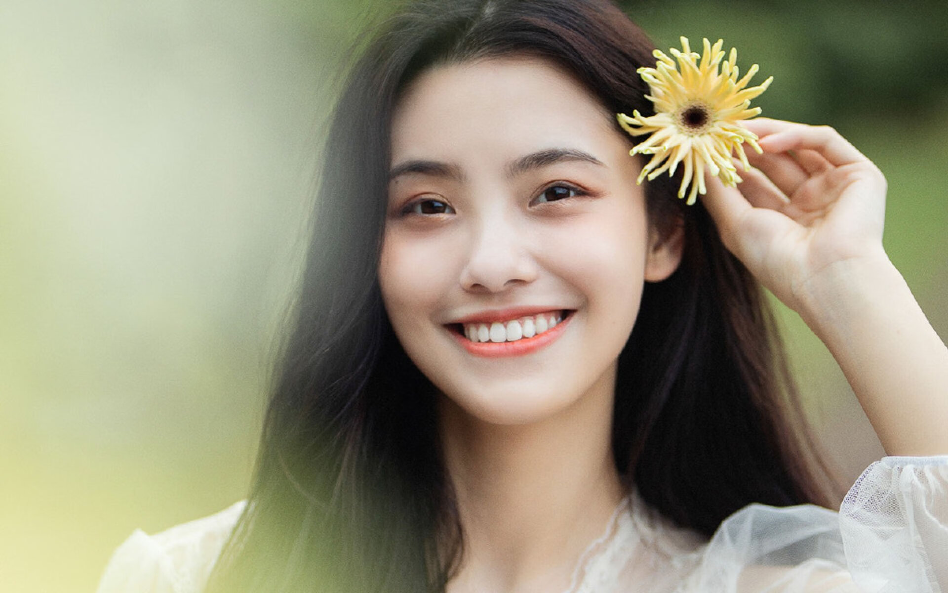 爱游戏体育app-球队是否根据球员惯用脚调整组织发起方向，持球队员