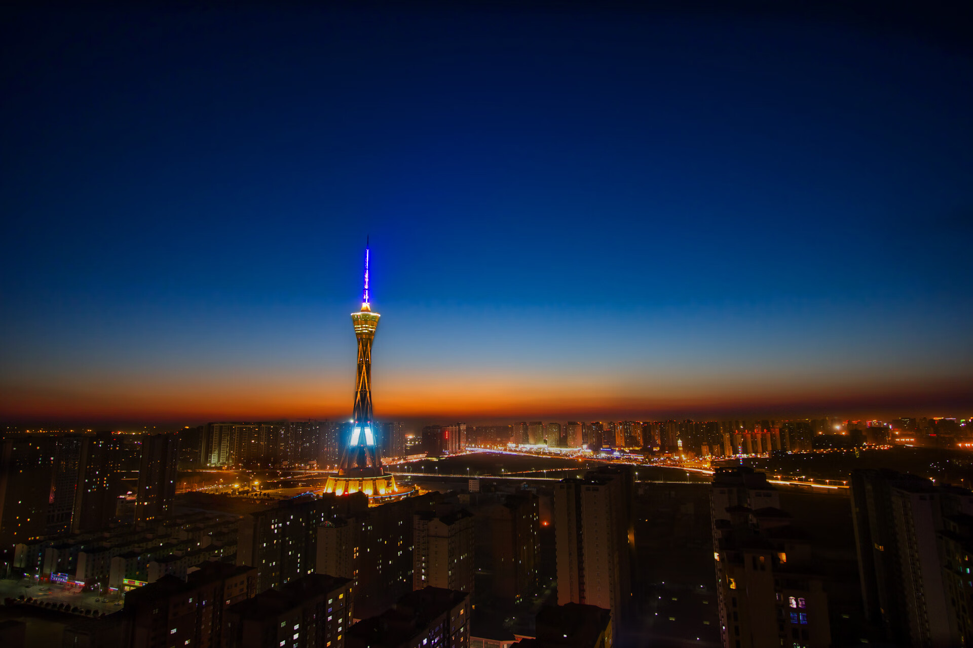 AYX体育-中学篮球引导学生参与裁判工作培养规则意识，篮球学生裁判员应掌握的技能