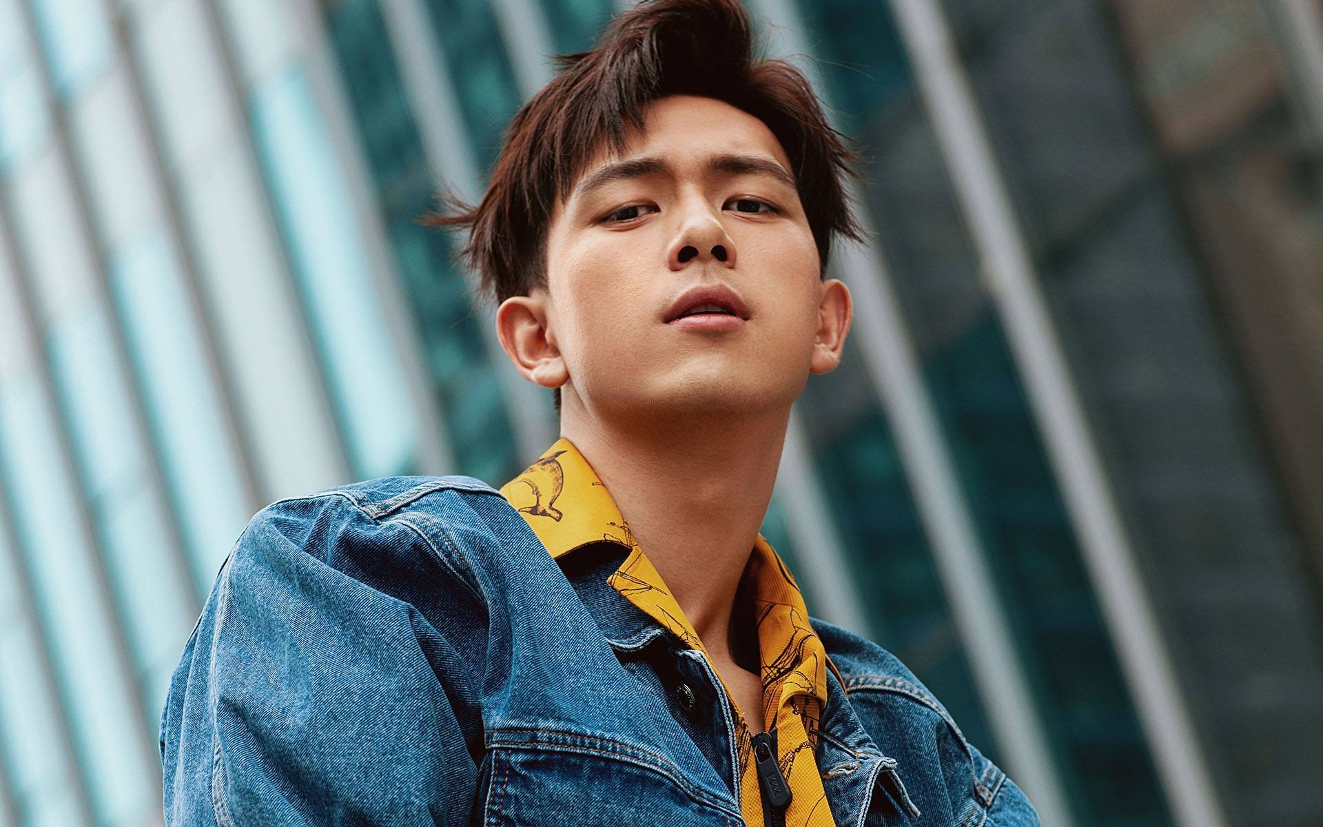 佩拉卡尼尝试新项:蝶泳首秀,卡拉佩蒂安游泳