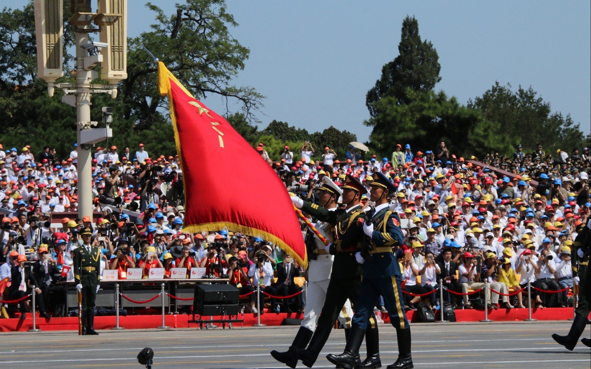 张雨霏社交平台互动回应网友提问,张雨霏霸气回应